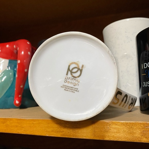 White Gold Foil Aquarius Mug - Picture 4 of 4